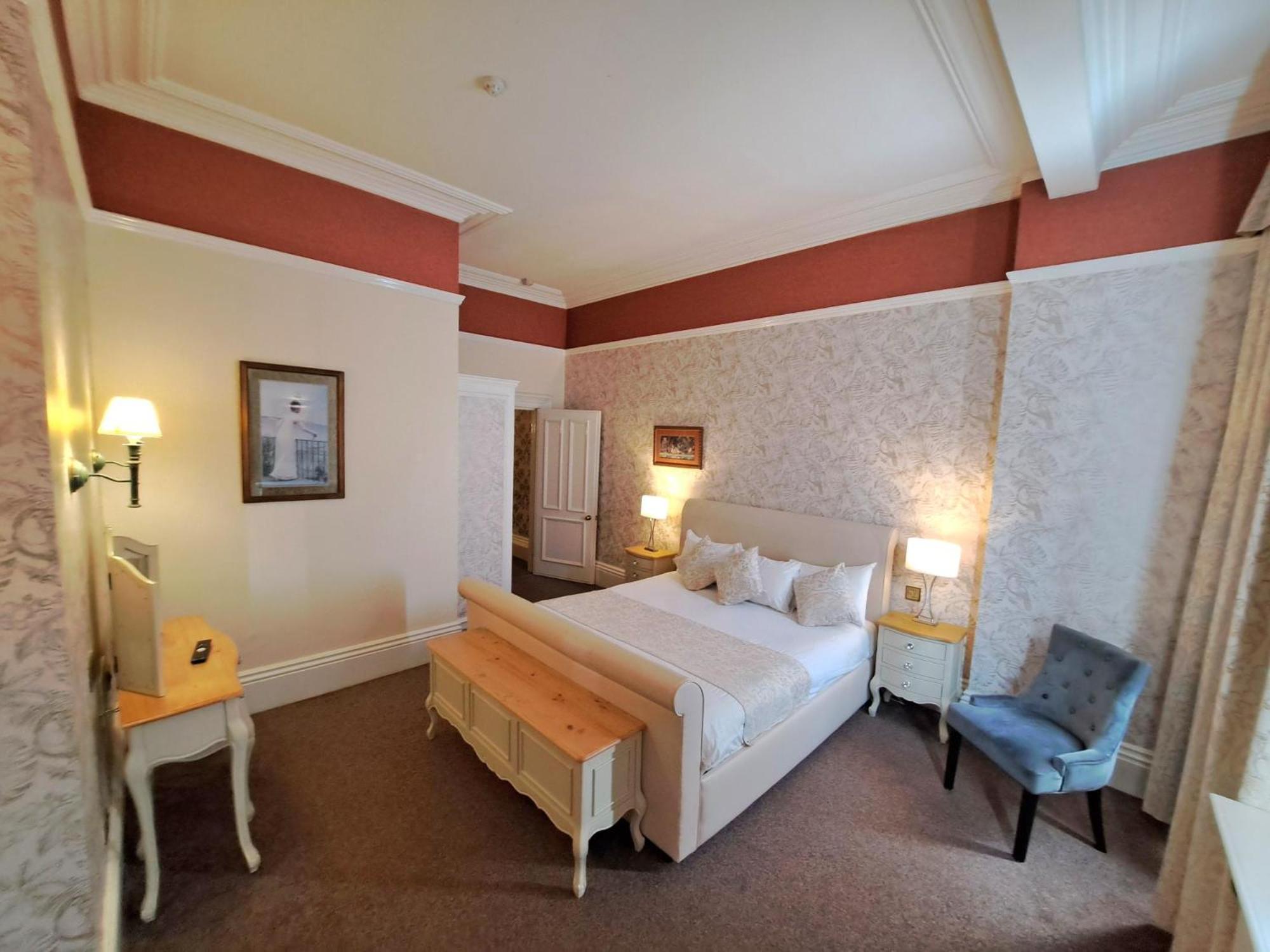 Prince Of Wales Hotel Southport Buitenkant foto