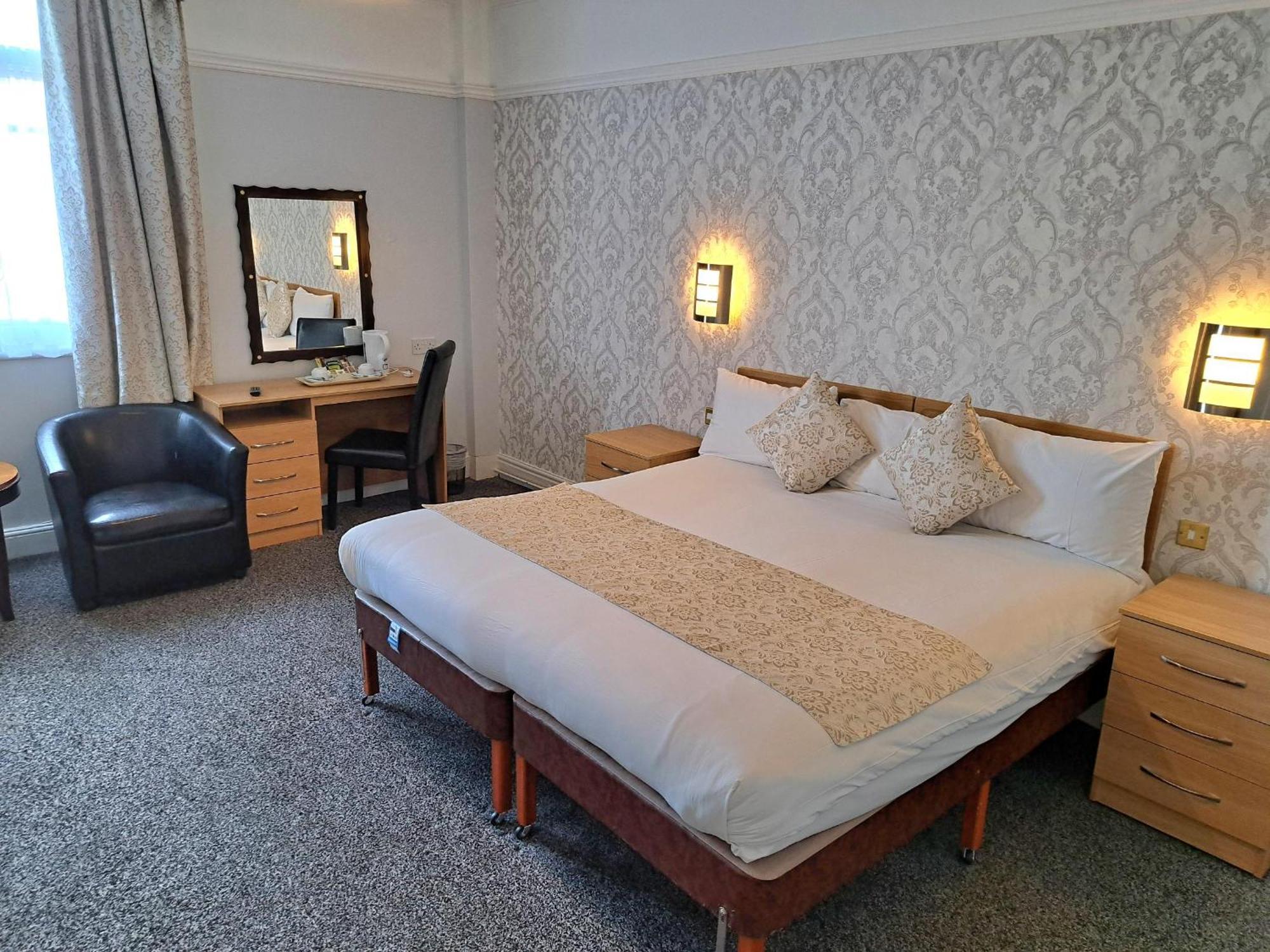 Prince Of Wales Hotel Southport Buitenkant foto