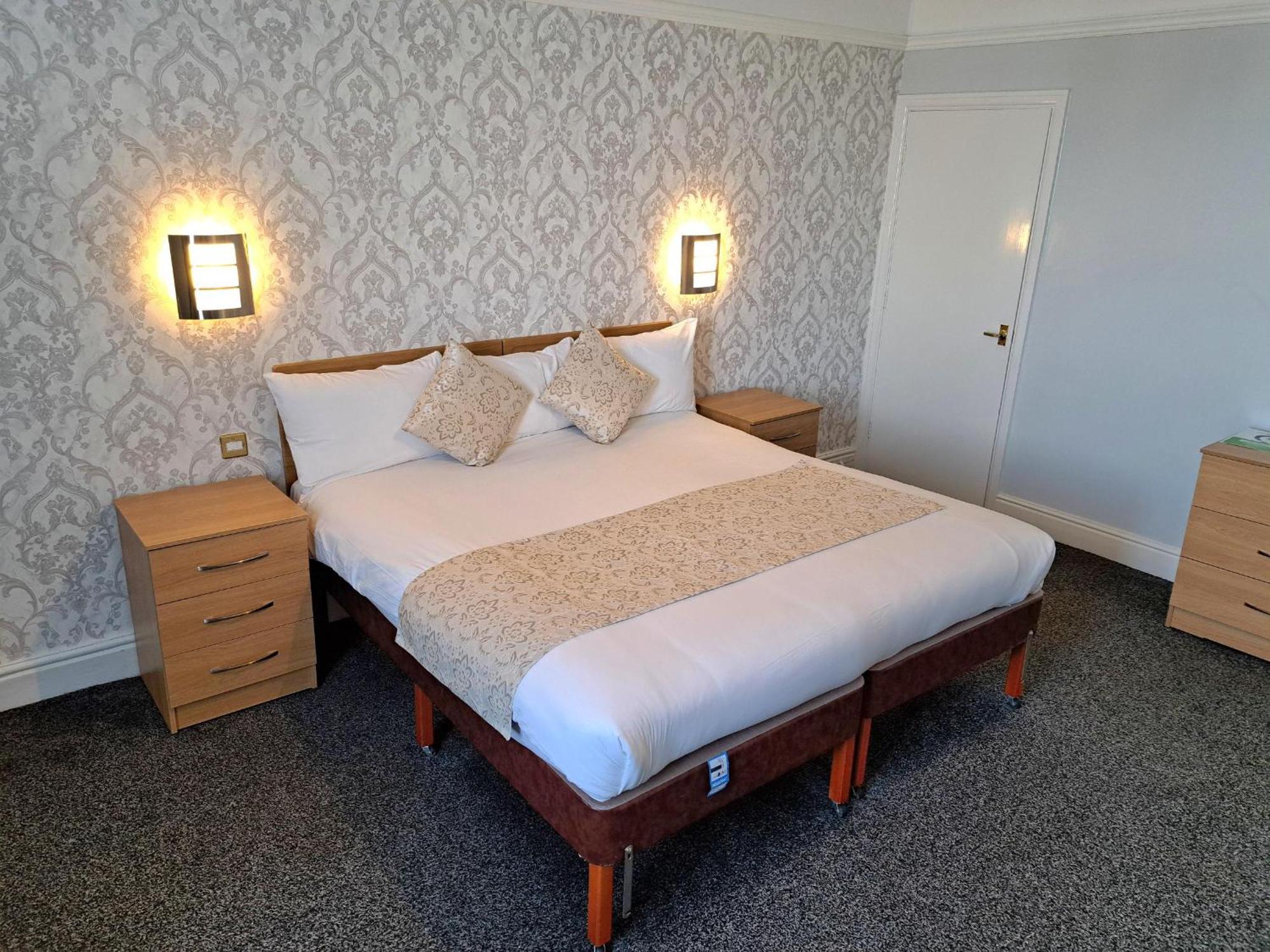 Prince Of Wales Hotel Southport Buitenkant foto
