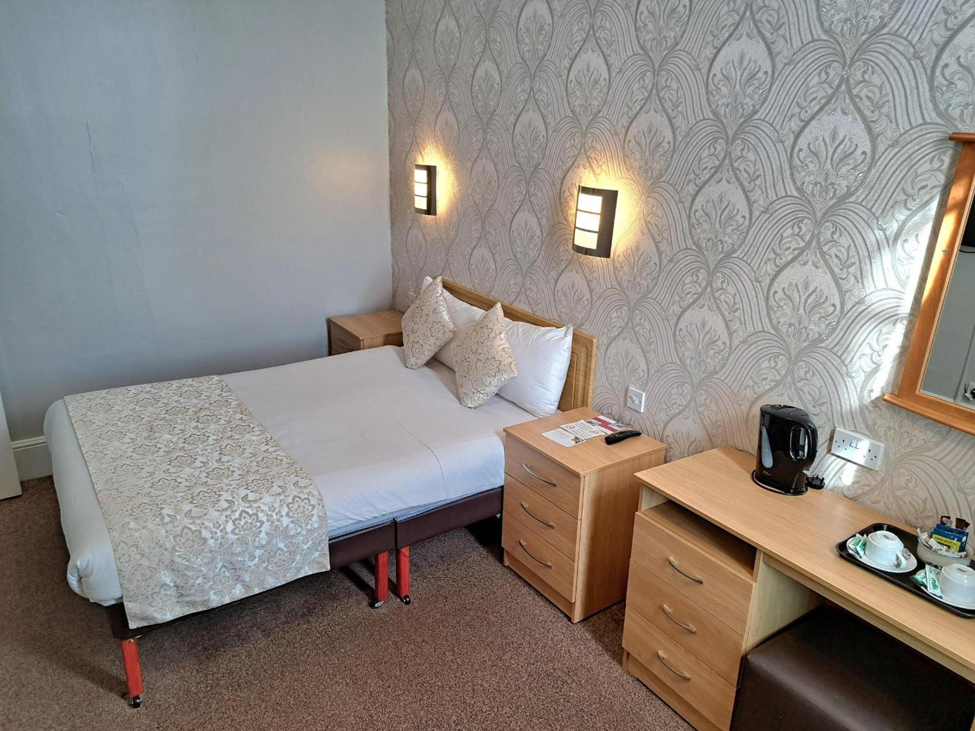 Prince Of Wales Hotel Southport Buitenkant foto