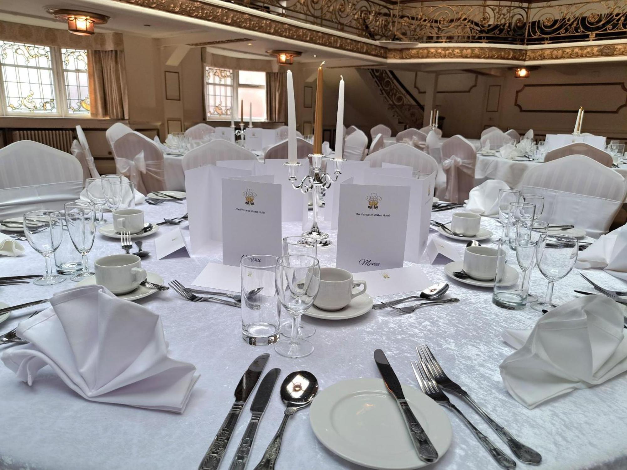 Prince Of Wales Hotel Southport Buitenkant foto