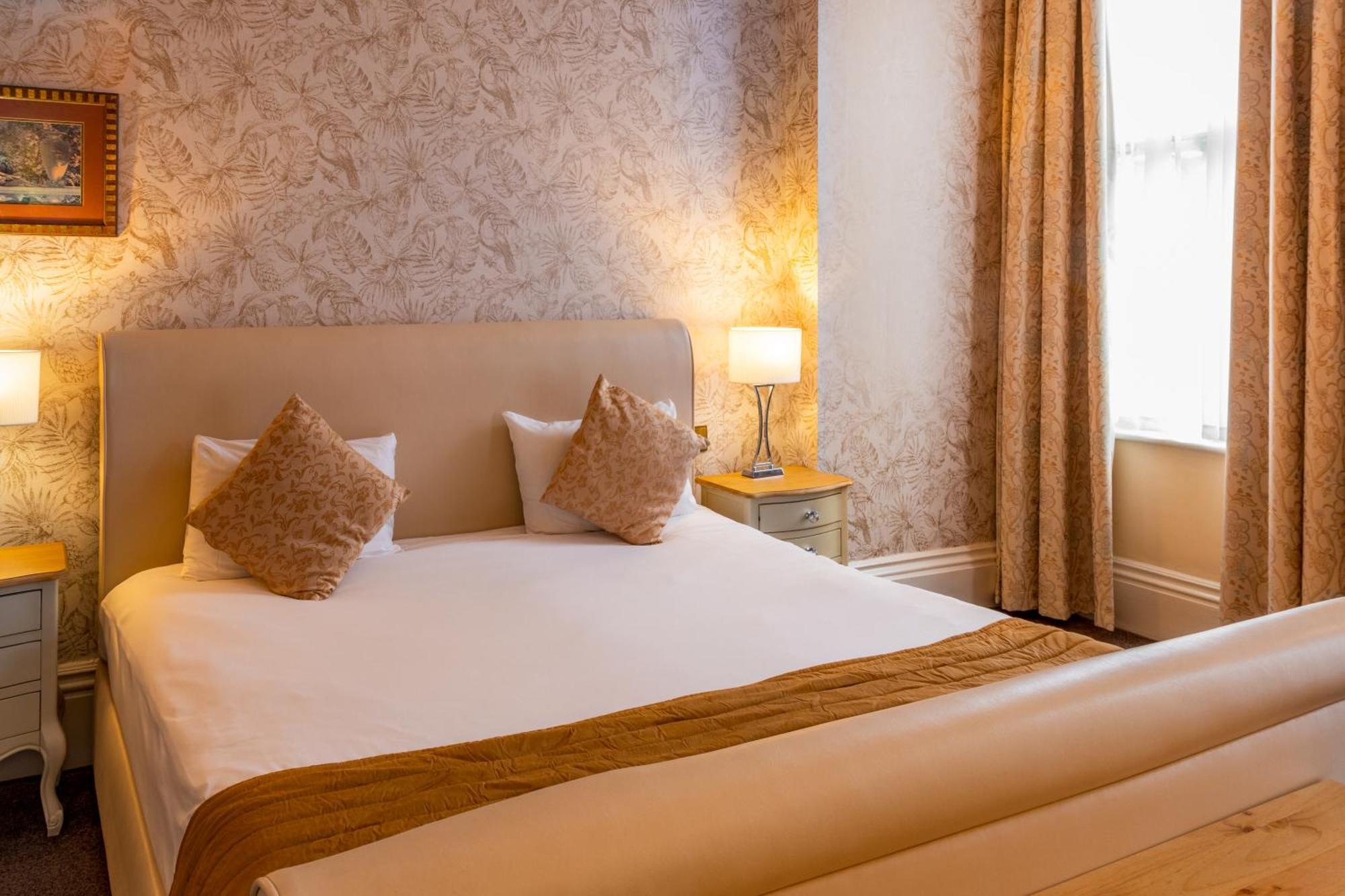 Prince Of Wales Hotel Southport Buitenkant foto